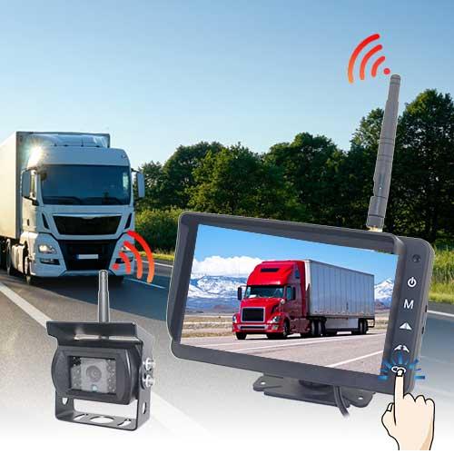 Choosing Between Wireless and Wired Backup Cameras