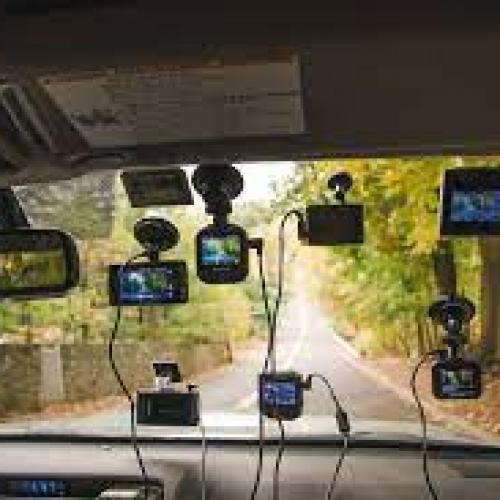 Why Universal Dash Cams are Essential for Drivers